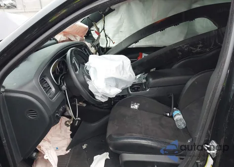 2018 Dodge Charger R/T Scat Pack Rwd z USA, uszkodzony, nr VIN 2C3CDXGJ2JH115032